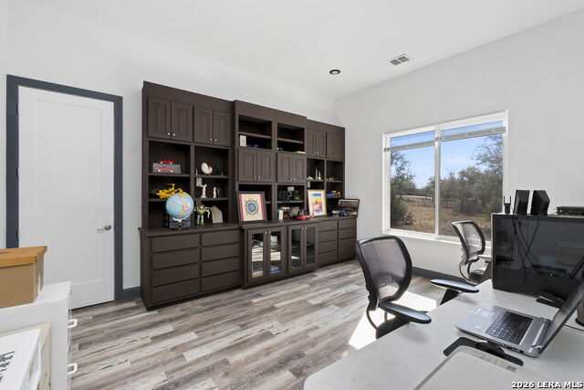 Image 18 of 42 For 31109 Windmill Lane