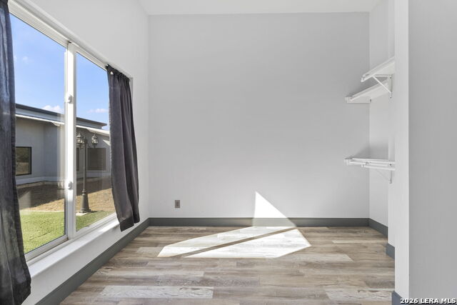 Image 25 of 42 For 31109 Windmill Lane