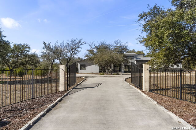 Image 5 of 42 For 31109 Windmill Lane