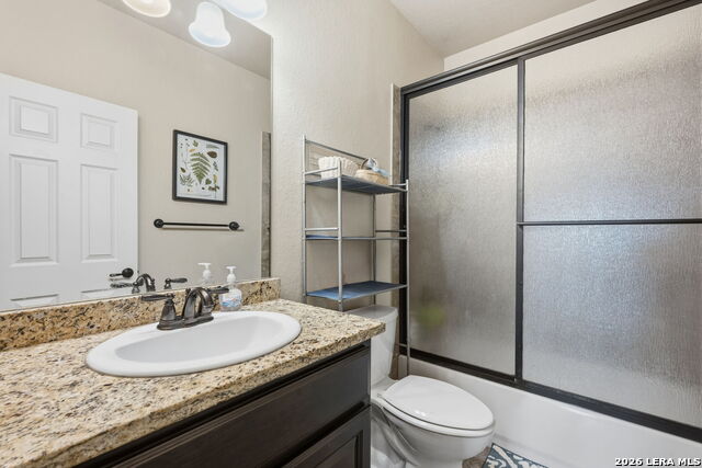 Image 18 of 33 For 184 Fairway  