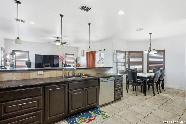 Image 6 of 33 For 184 Fairway  