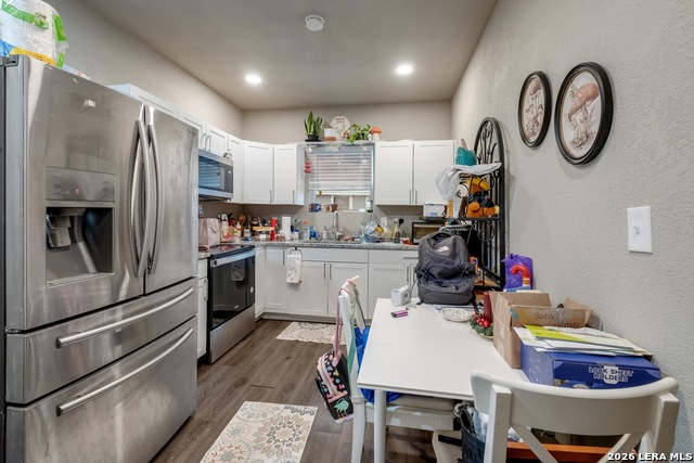 Image 3 of 13 For 10436 Mountain View