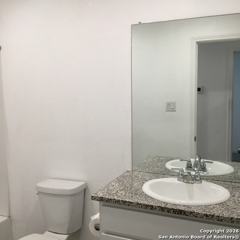 Image 12 of 15 For 8163 Nube Medina