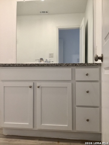 Image 13 of 15 For 8163 Nube Medina