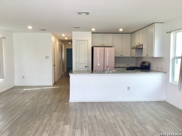 Image 2 of 15 For 8163 Nube Medina