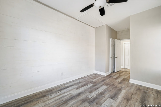 Image 16 of 27 For 362 Meredith