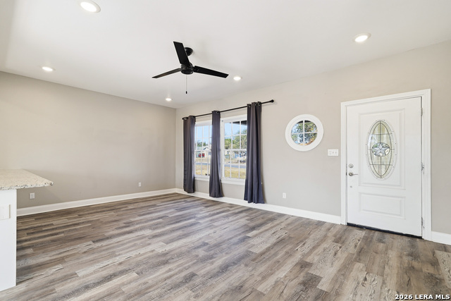 Image 7 of 27 For 362 Meredith