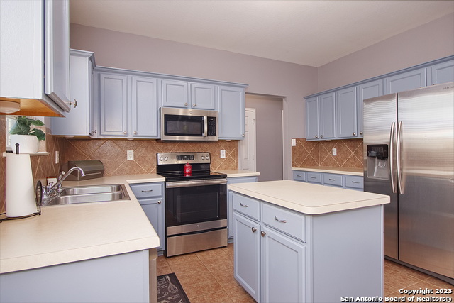 Image 12 of 28 For 209 Fazio  