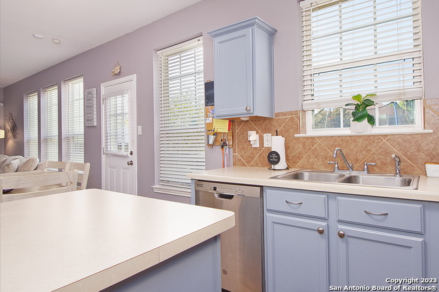 Image 13 of 28 For 209 Fazio  