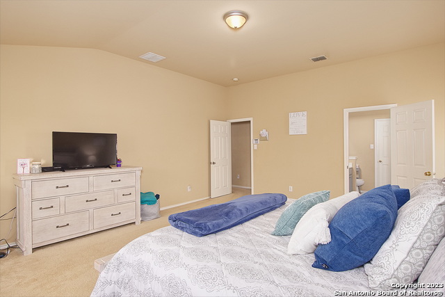 Image 18 of 28 For 209 Fazio  