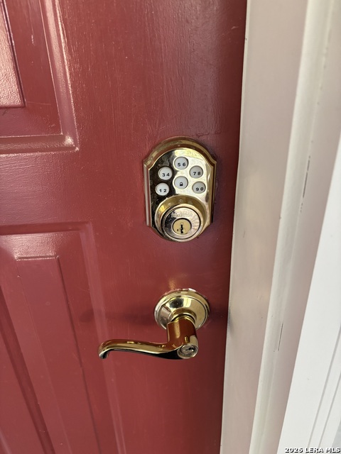 Image 19 of 20 For 1345 Hollywood W