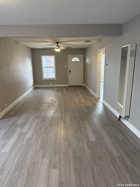 Image 7 of 20 For 1345 Hollywood W