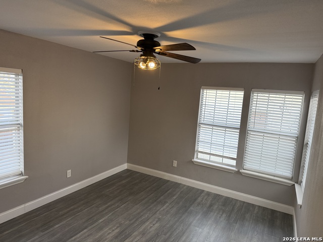 Image 8 of 20 For 1345 Hollywood W