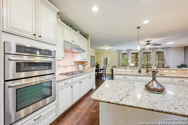 Image 10 of 48 For 4819 Sunrise Beach