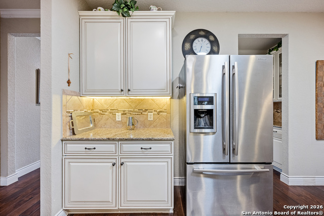 Image 13 of 48 For 4819 Sunrise Beach