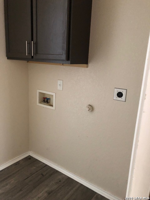 Image 11 of 16 For 8755 Sunview Park