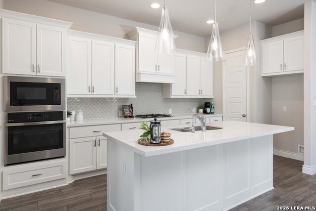 Image 9 of 36 For 636 Vireos Street