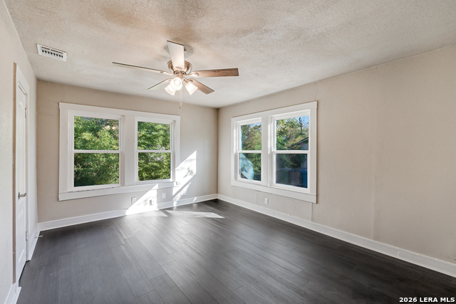 Image 6 of 13 For 222 Belmont  