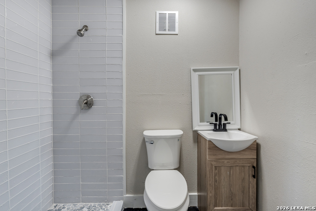 Image 9 of 13 For 222 Belmont  