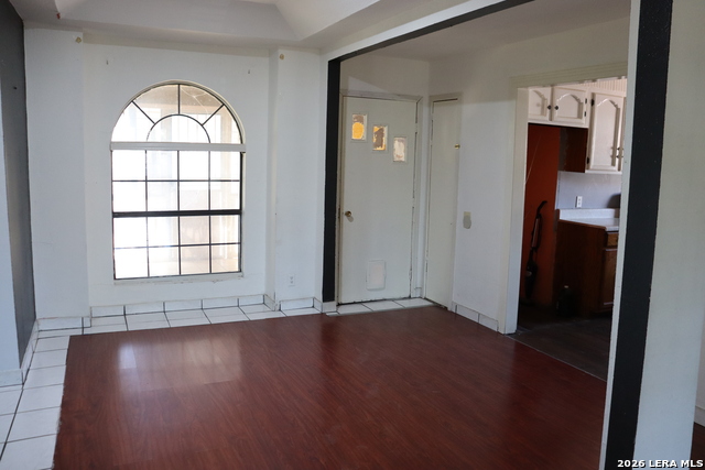 Image 3 of 7 For 607 S. Hamilton Street