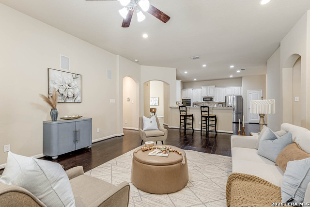 Image 11 of 26 For 112 Hagen Dr