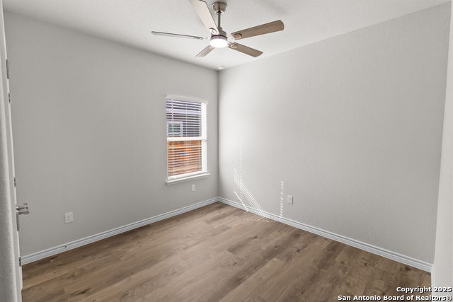 Image 16 of 29 For 804 Huntington St W