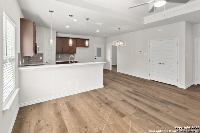 Image 3 of 29 For 804 Huntington St W