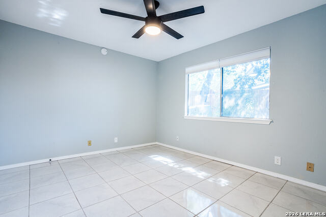 Image 24 of 25 For 5275 Meadow Rise  5275