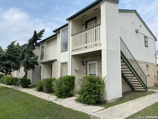 Image 2 of 18 For 4949 Hamilton Wolfe