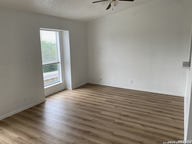 Image 4 of 18 For 4949 Hamilton Wolfe