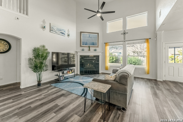 Image 5 of 32 For 12611 Mitre Peak