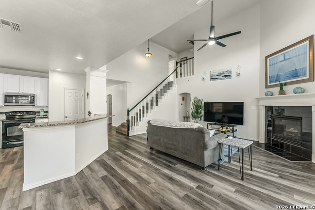 Image 9 of 32 For 12611 Mitre Peak