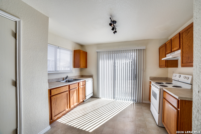 Image 8 of 25 For 9734 Crescent Moon