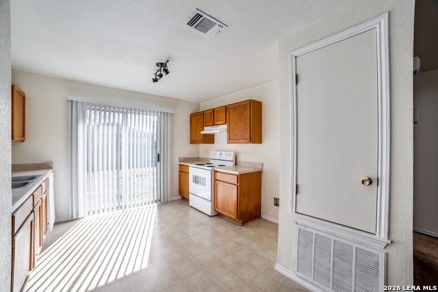 Image 9 of 25 For 9734 Crescent Moon