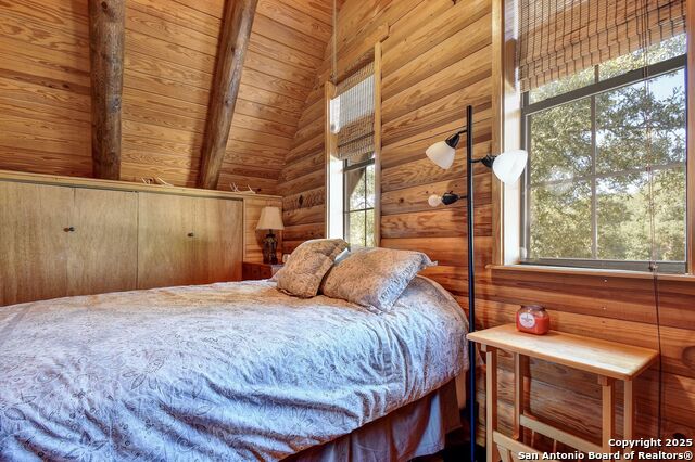 Image 13 of 25 For 920 Pebble Bch Dr Nw