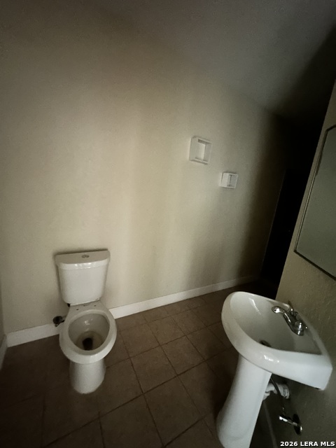 Image 15 of 19 For 23185 Pleasanton