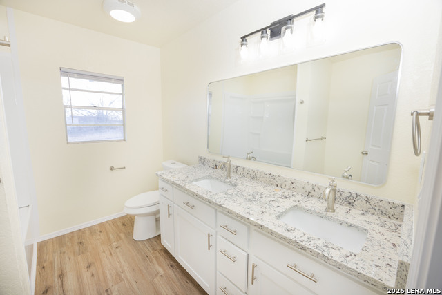 Image 15 of 31 For 523a Rossville