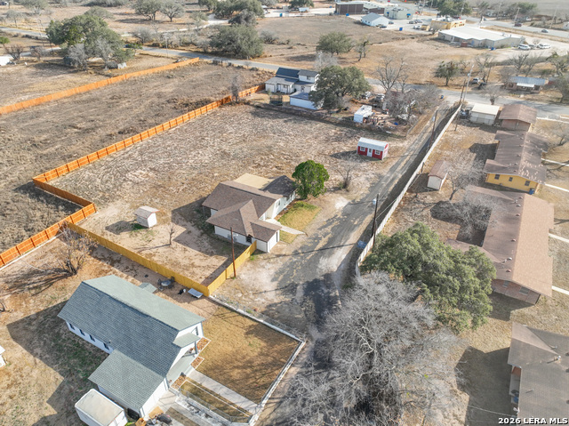 Image 18 of 31 For 523a Rossville