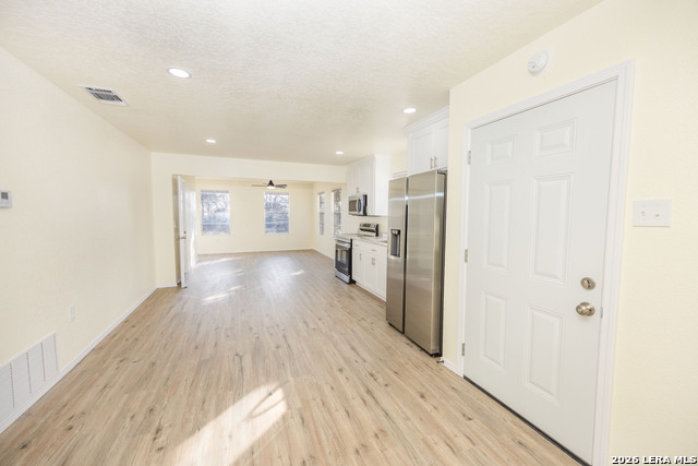 Image 6 of 31 For 523a Rossville