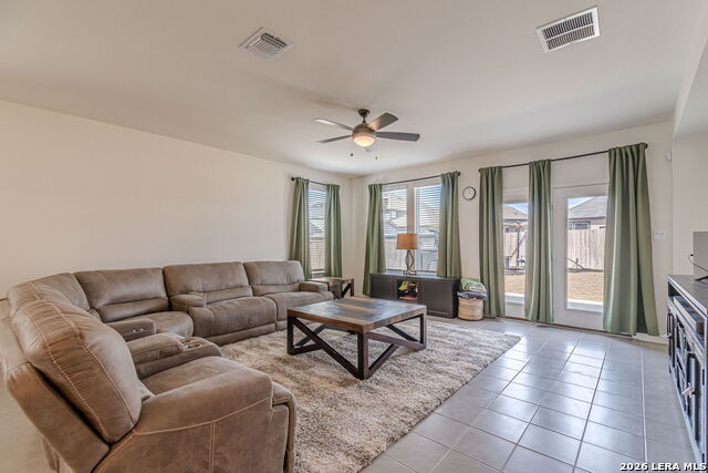 Image 11 of 62 For 318 Deer Crest Dr