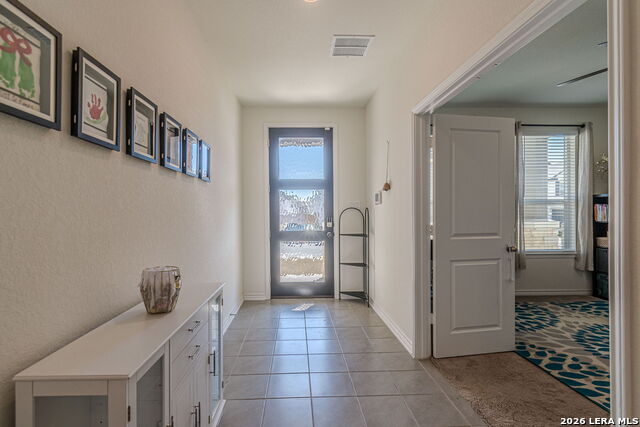 Image 18 of 62 For 318 Deer Crest Dr