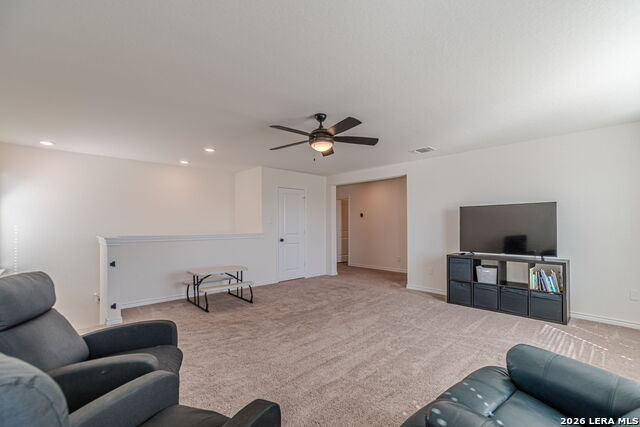 Image 32 of 62 For 318 Deer Crest Dr