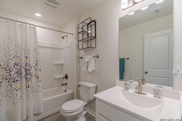 Image 36 of 62 For 318 Deer Crest Dr