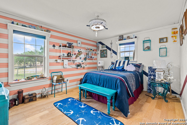 Image 29 of 64 For 425 Old Pleasanton