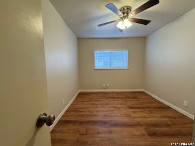 Image 7 of 24 For 9930 Trendwood