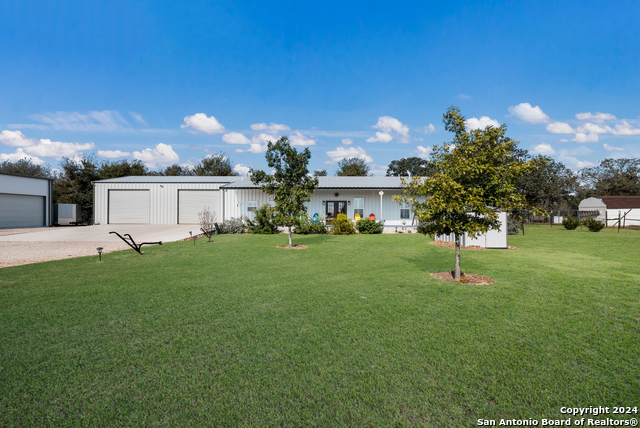 Details for 262 Gander Slough Rd, Kingsbury, TX 78638