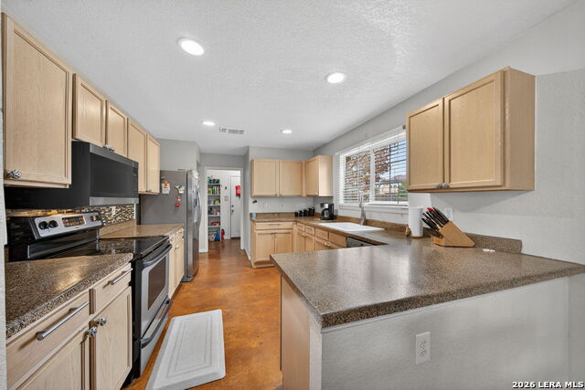 Image 10 of 50 For 10619 Triggers