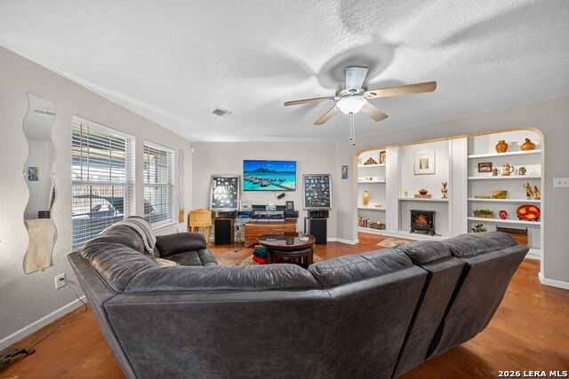 Image 9 of 50 For 10619 Triggers