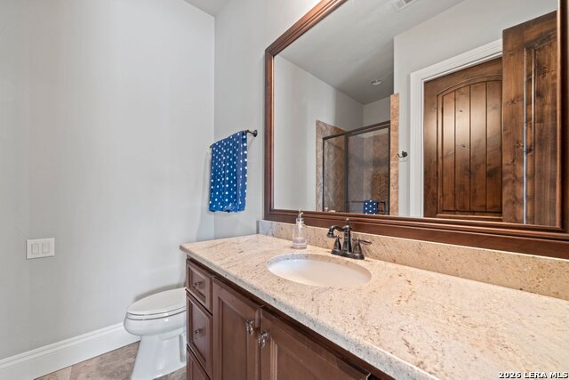 Image 36 of 53 For 538 Oak Shores Drive