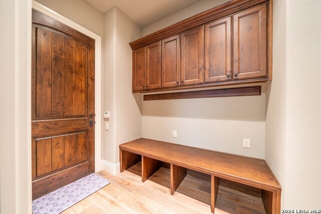 Image 43 of 53 For 538 Oak Shores Drive